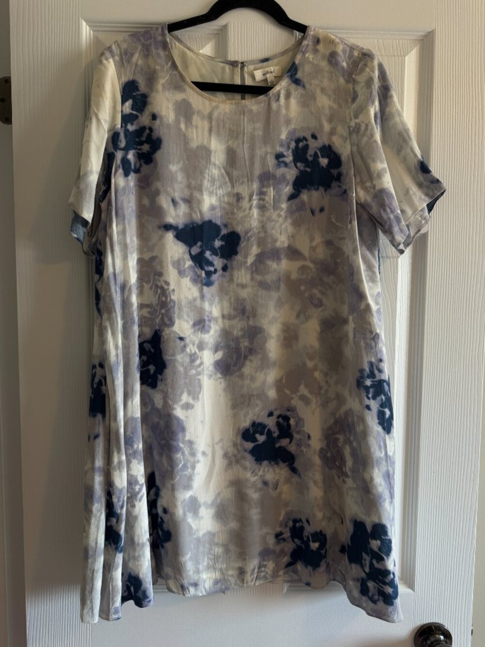 Wilfred Aritzia Floral Shift Dress – Size L